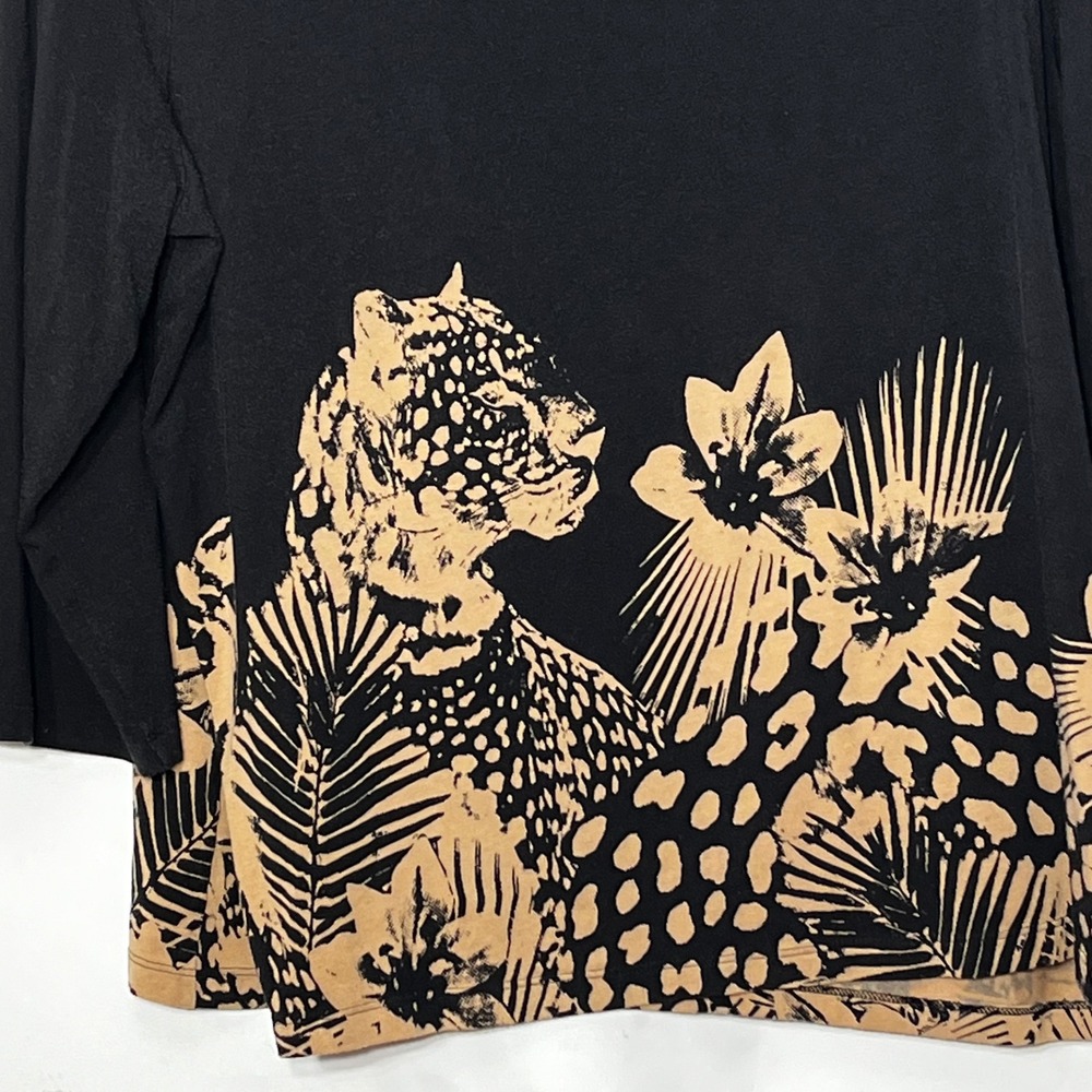 Weekends by Chico's Black Tan Leopard Floral Graphic Scoop Neck Top Size 3 XL - Picture 4 of 9